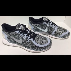 Nike Free 5.0 Print Women’s Size 8 porpoise/grey